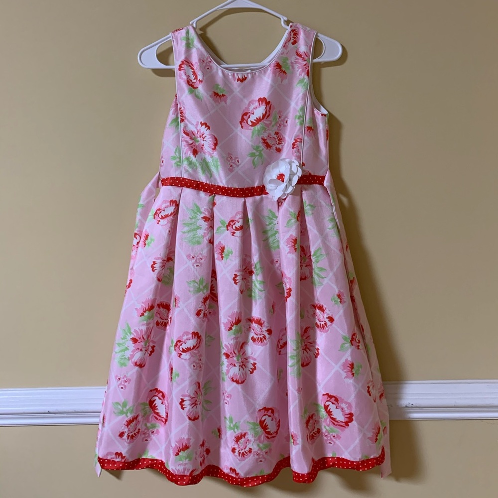 Girls Dress w/ Flowers